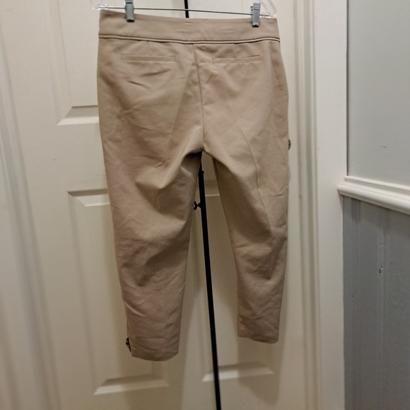 Apt. 9 Beige Golf Capri Size 8 #79 - Picture 7 of 7
